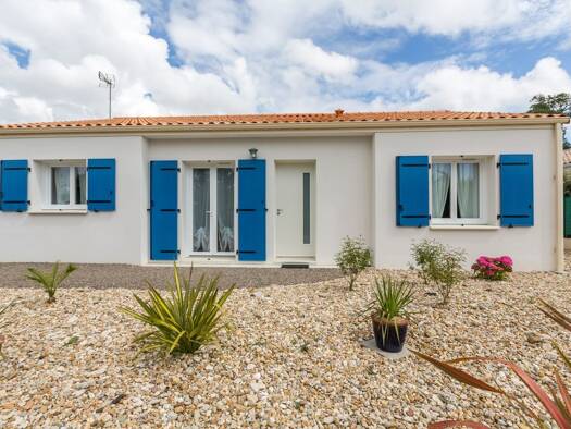 Terrain avec maison neuve à vendre 139 000 € 4 pièces 3 chambres 70 m² 1 200 m² de terrain Marcillac-Saint-Quentin 24200