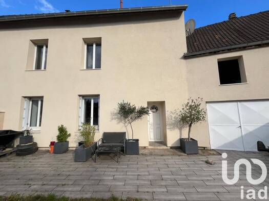 Duplex à vendre 275 000 € 4 pièces 2 chambres 105 m² RDC Attainville 95570