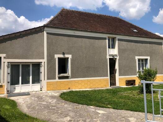 Maison à vendre 240 000 € 6 pièces 3 chambres 192 m² 1 435 m² de terrain Amillis 77120