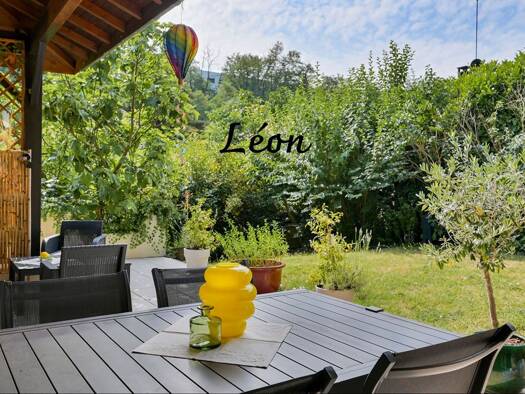 Maison à vendre 580 000 € 6 pièces 5 chambres 172,65 m² 800 m² de terrain Fontaines-sur-Saône 69270