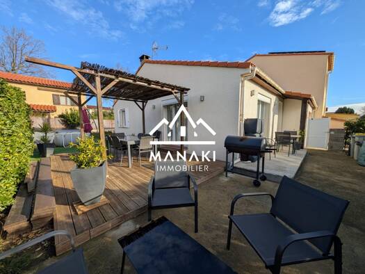 Maison de plain-pied à vendre 219 000 € 3 pièces 2 chambres 73 m² 319 m² de terrain Néfiach 66170