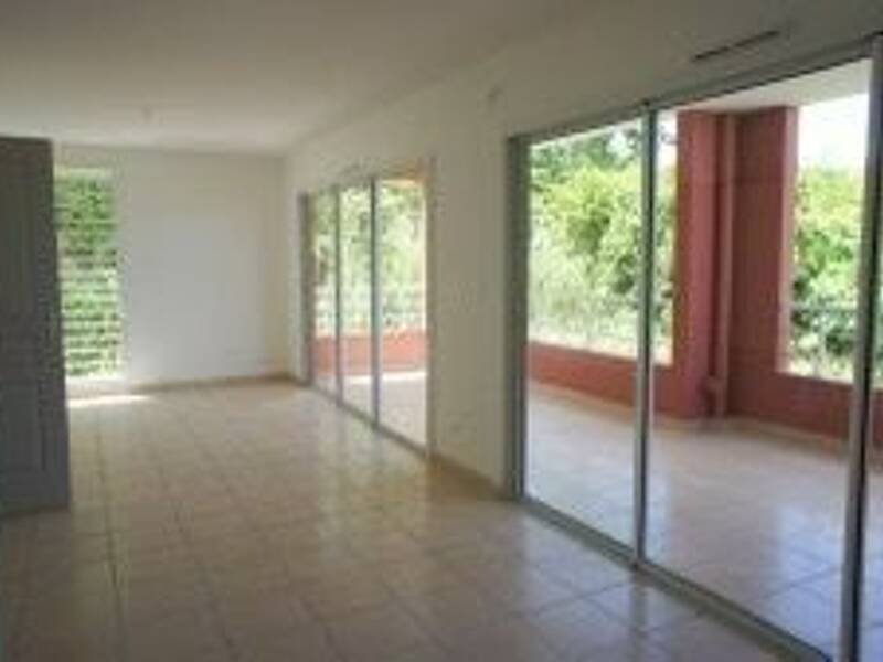 Maison à louer, 45m², LES ABYMES