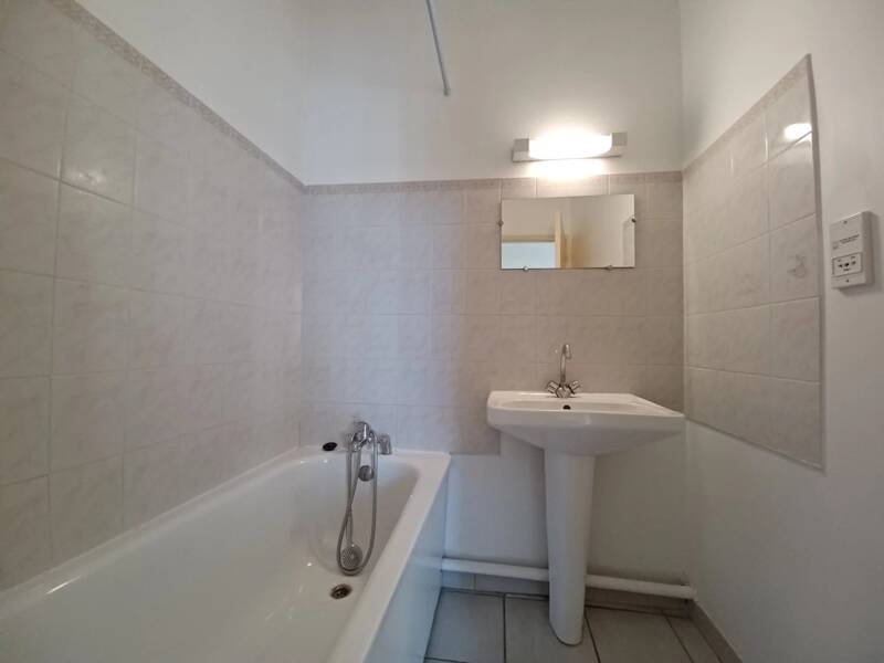 Maison à louer, 30m², TARASCON