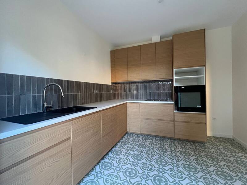 Maison à louer, 150m², MARSEILLE 12E