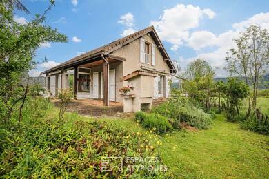 Maison à vendre 220 000 € 6 pièces 4 chambres 135 m² 1 832 m² de terrain Chatel en Trieves 38710