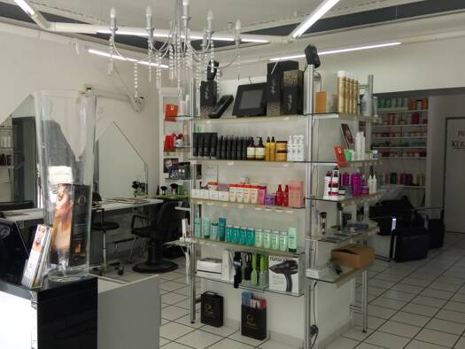 Salon de coiffure à vendre Fonds de commerce 72 860 € 60 m² de surface de vente Bordeaux 33000