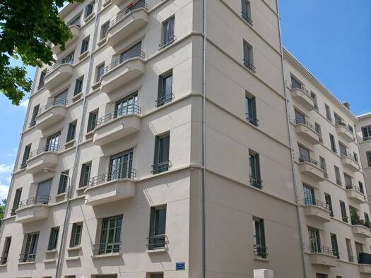 Appartement à vendre 145 000 € 3 pièces 2 chambres 61 m² RDC/5 Champvert - Gorge de Loup Lyon 9ème arrondissement 69009