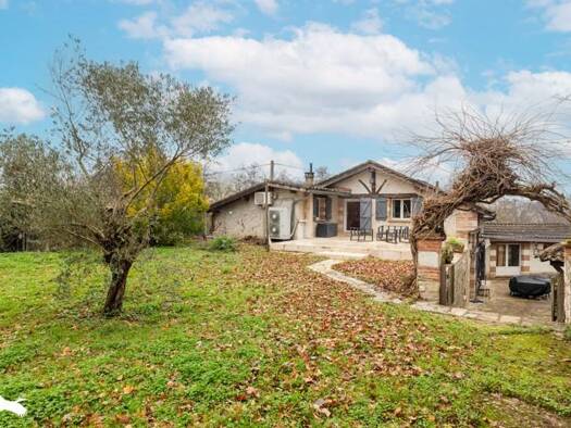 Maison de plain-pied à vendre 250 000 € 5 pièces 4 chambres 124 m² 1 284 m² de terrain Malause 82200