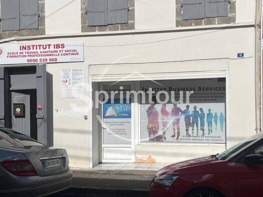 Local commercial à louer 1 500 € 41 m² de surface de vente Basse-Terre 97100