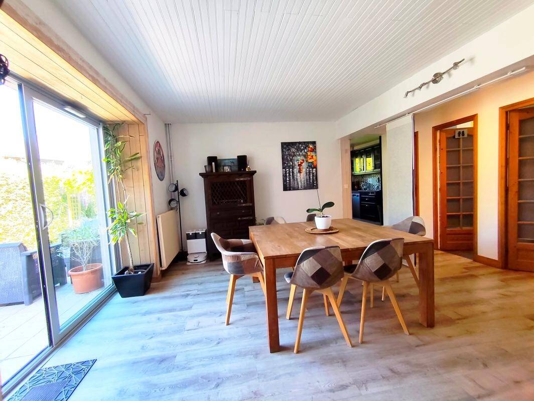 Maison à vendre, 186m², MEZIERES SUR SEINE