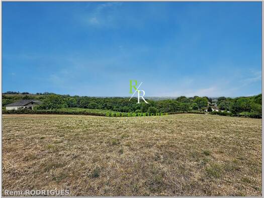 Terrain constructible à vendre 44 000 € 2 608 m² de terrain Garlin 64330