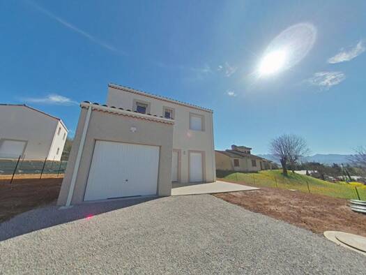 Maison à louer 1 150 € 4 pièces 3 chambres 85 m² Chatuzange-le-Goubet 26300