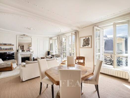Appartement à vendre 1 595 000 € 5 pièces 3 chambres 112,04 m² Étage 4/6 Clichy-Trinité Paris 9ème arrondissement 75009