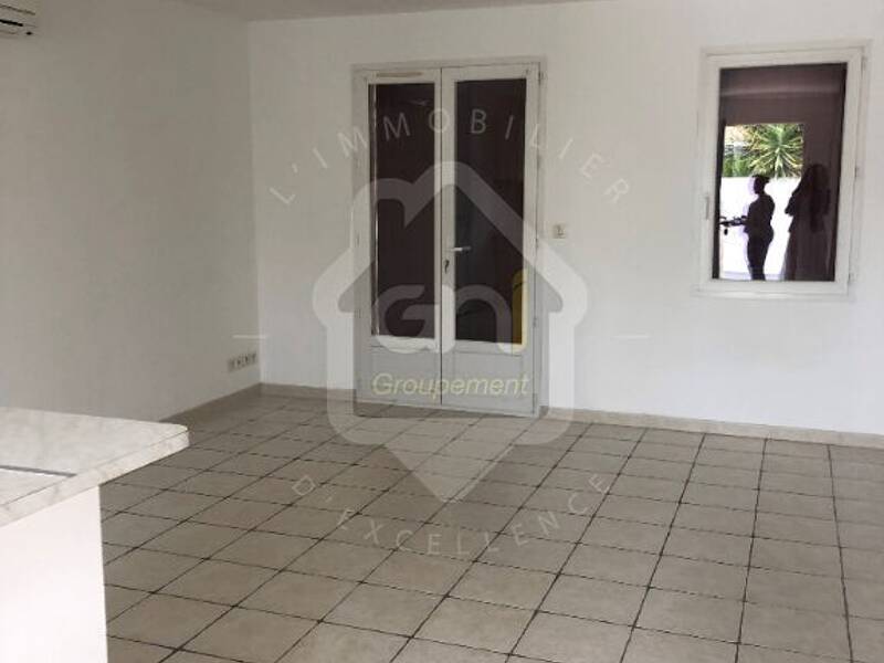 Maison à louer, 54m², JONQUIERES SAINT VINCENT