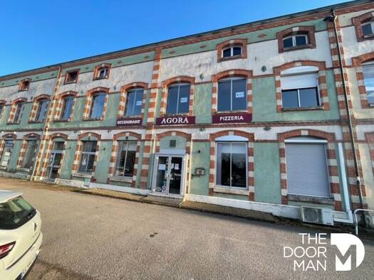 Pizzeria à vendre Fonds de commerce 87 500 € 210 m² d'espace de restauration Centre-Faubourgs Sud Chaumont 52000