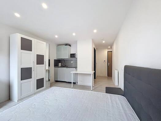 Appartement à vendre 160 000 € 1 pièce 22 m² 1er étage Beulet-Ile de France Annemasse 74100