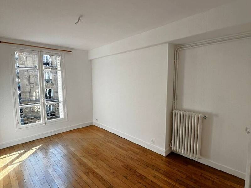 Maison à louer, 42m², PARIS 18E