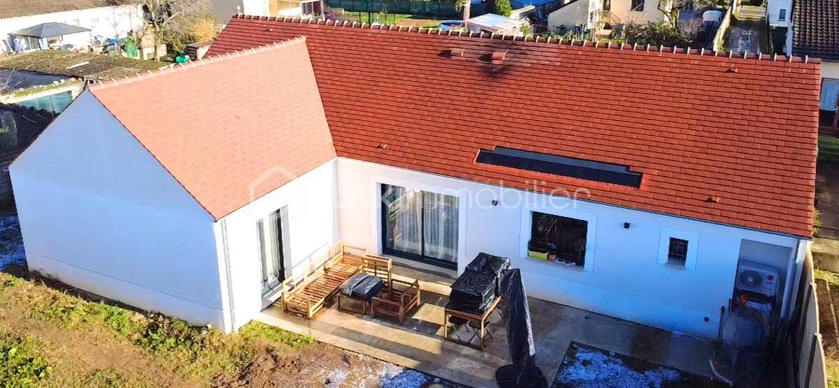 Maison à vendre, 129m², CHAILLY EN BIERE