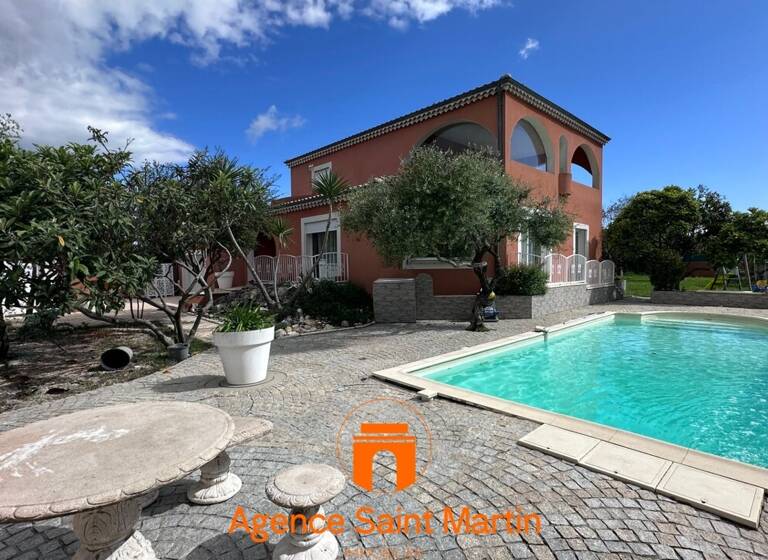 Maison à vendre 395 000 € 7 pièces 4<br/>chambres 175 m²<br/>superficie 1 196 m²<br/>terrain Montélimar 26200