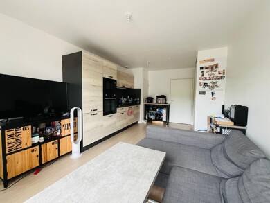 Appartement à vendre 210 000 € 2 pièces 1 chambre 40 m² Dernier étage, Étage 2/2 Le Bourg et le Hameaux Beynes 78650