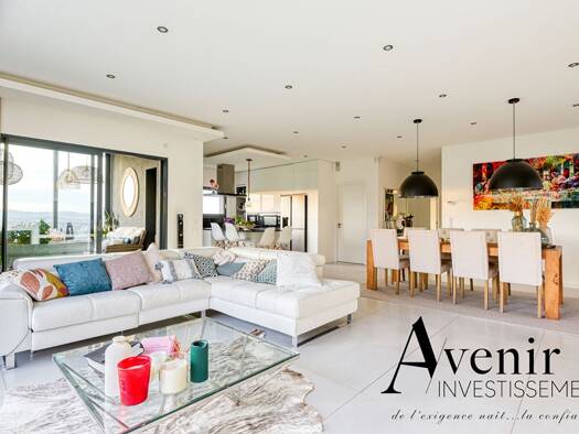 Maison de plain-pied à vendre 1 090 000 € 7 pièces 4 chambres 235 m² 1 100 m² de terrain Limonest 69760