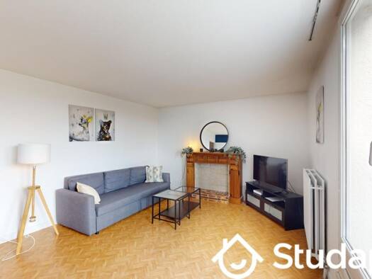 Colocation à louer - logement étudiant 499 € 1 pièce 1 chambre 10 m² 4ème étage Epinettes Ouest Évry-Courcouronnes 91000
