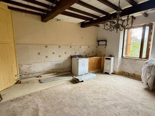 Maison à vendre 86 336 € 6 pièces 2 chambres 149 m² 242 m² de terrain Mane 31260