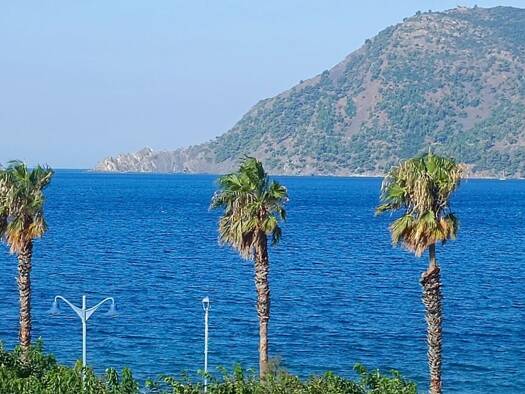 Appartement à vendre 224 800 € 2 pièces 1 chambre 60,08 m² Étage 3/3 Pin Rolland-Maregau Saint-Mandrier-sur-Mer 83430