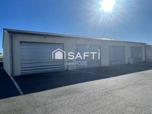 Local commercial à vendre 99 900 € 60 m² de surface de vente Macau 33460