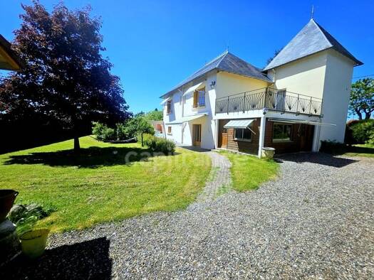 Maison à vendre 345 000 € 8 pièces 4 chambres 220 m² 1 280 m² de terrain Lezoux 63190