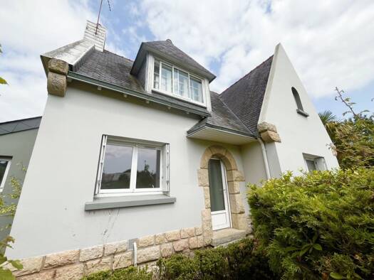 Maison à vendre 211 000 € 5 pièces 4 chambres 103 m² 435 m² de terrain Pluguffan 29700