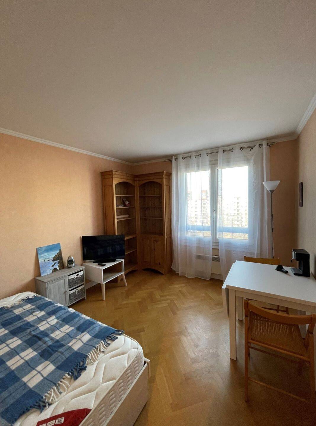 Maison à louer, 19m², COURBEVOIE