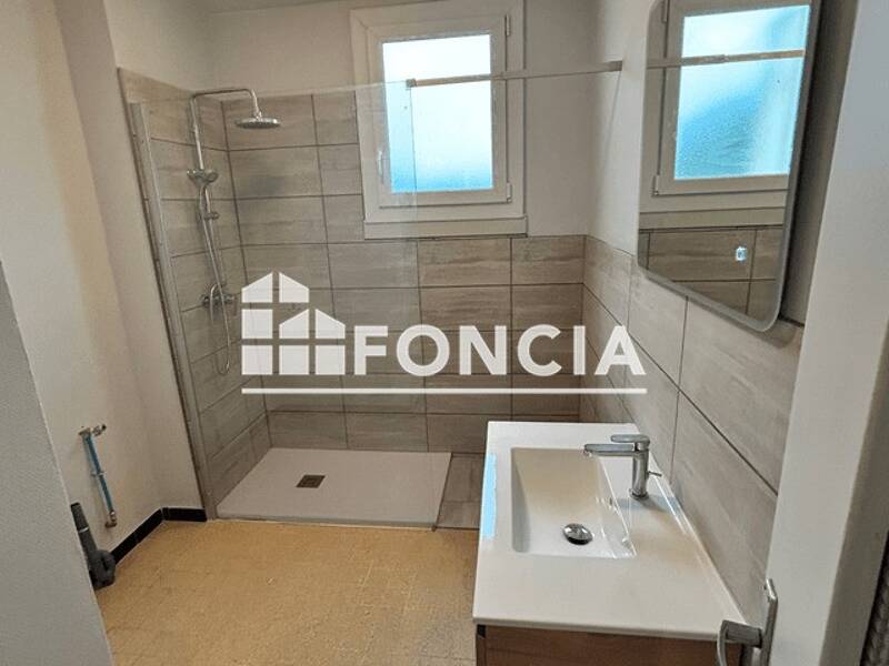 Maison à louer, 81m², PONT SAINT ESPRIT