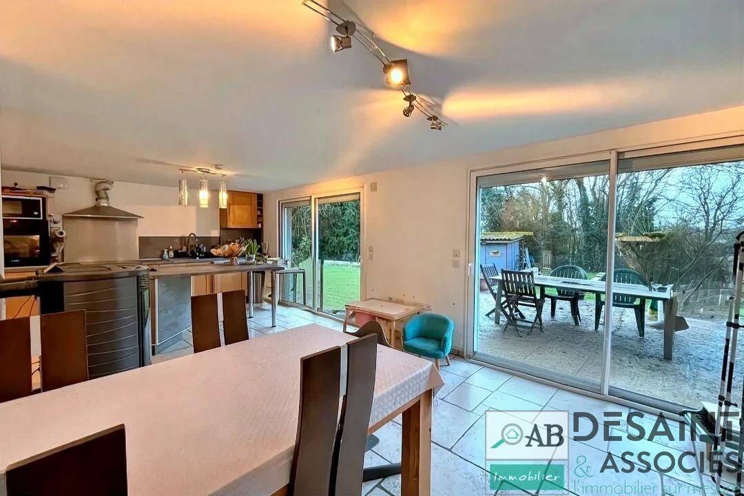 Maison à vendre, 135m², CRECY LA CHAPELLE