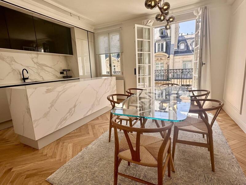 Maison à louer, 180m², PARIS 16E