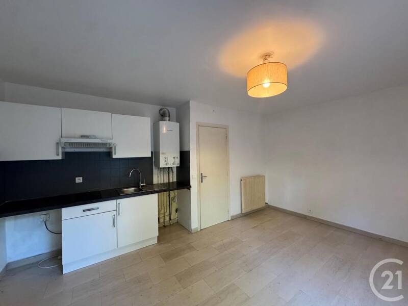 Maison à louer, 27m², NICE