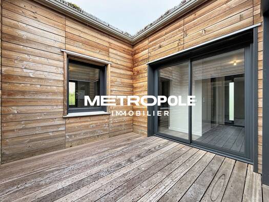 Maison de plain-pied à vendre 259 000 € 5 pièces 3 chambres 88 m² 718 m² de terrain Amplepuis 69550