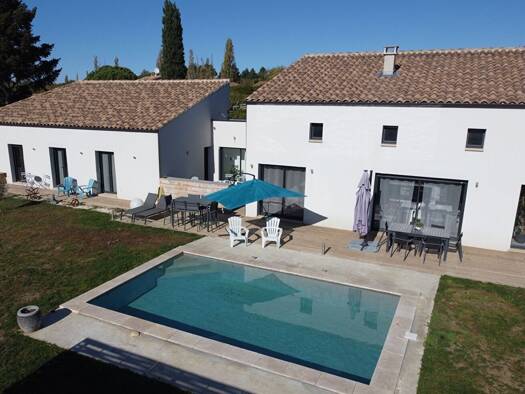 Maison à vendre 525 000 € 5 pièces 4 chambres 180 m² 1 400 m² de terrain Malaucène 84340