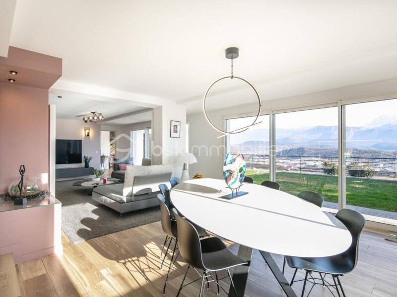 Maison à vendre, 200m², VARCES ALLIERES ET RISSET