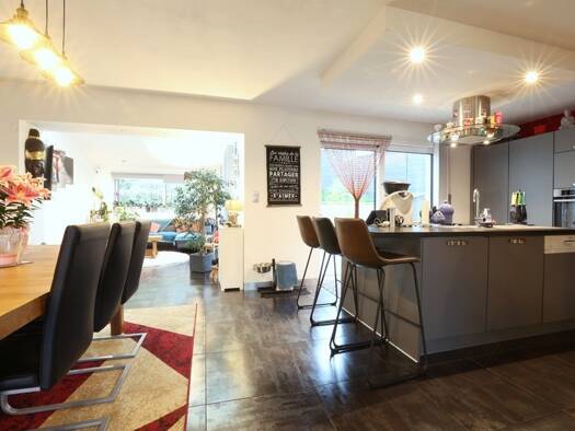 Maison à vendre 312 000 € 6 pièces 4 chambres 136 m² 838 m² de terrain Morangis 51530