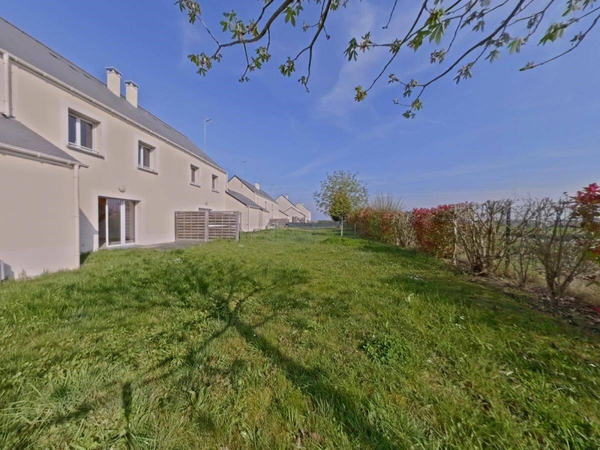 Maison à louer, 75m², SAVIGNY EN VERON