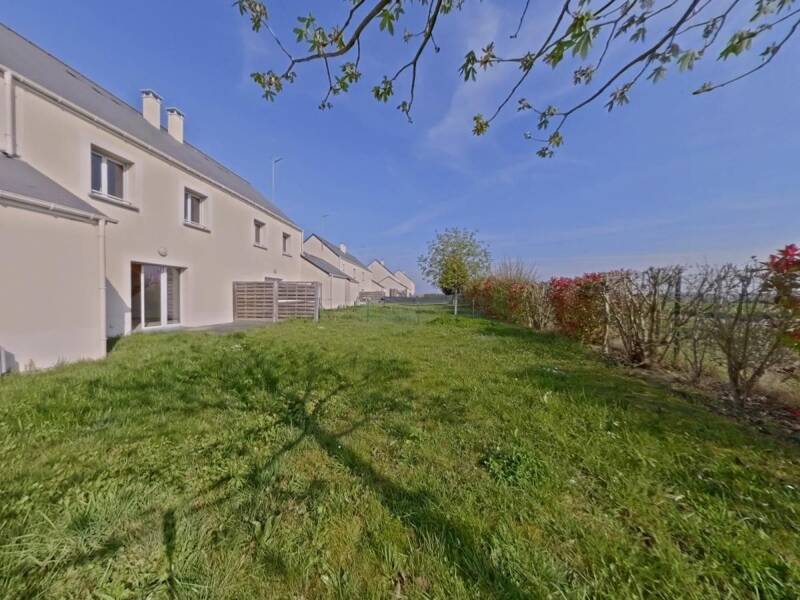 Maison à louer, 75m², SAVIGNY EN VERON