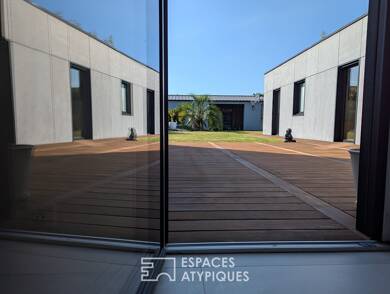 Maison de plain-pied à vendre - Neuf 1 140 000 € 7 pièces 5 chambres 216 m² 1 123 m² de terrain Métairie Saint Sebastien sur Loire 44230