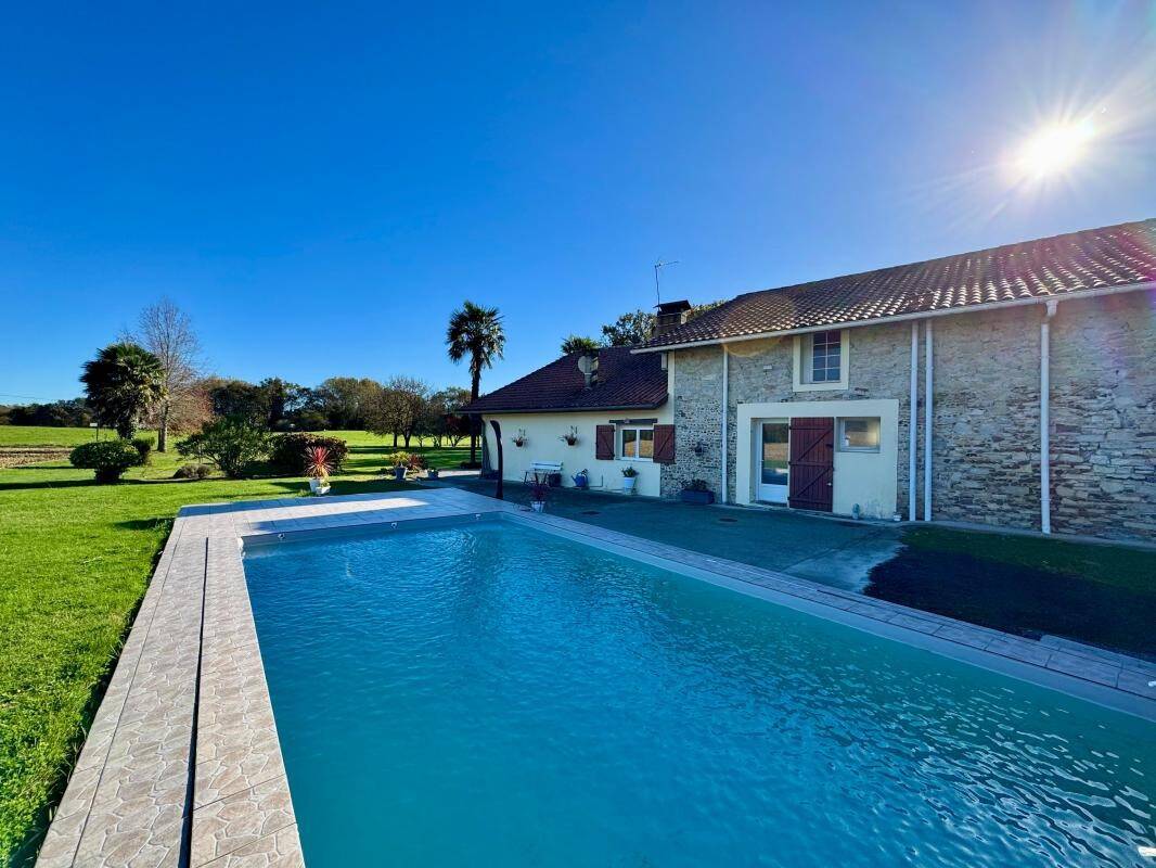 Maison à vendre, 142m², SAINT GEOURS DE MAREMNE