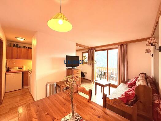 Appartement à vendre 123 000 € 3 pièces 2 chambres 34,3 m² Étage 2/3 Les Orres 05200