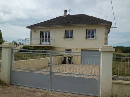 Maison à louer 782 € 4 pièces 2 chambres 81 m² dès le 11/06/2026 Venoy 89290