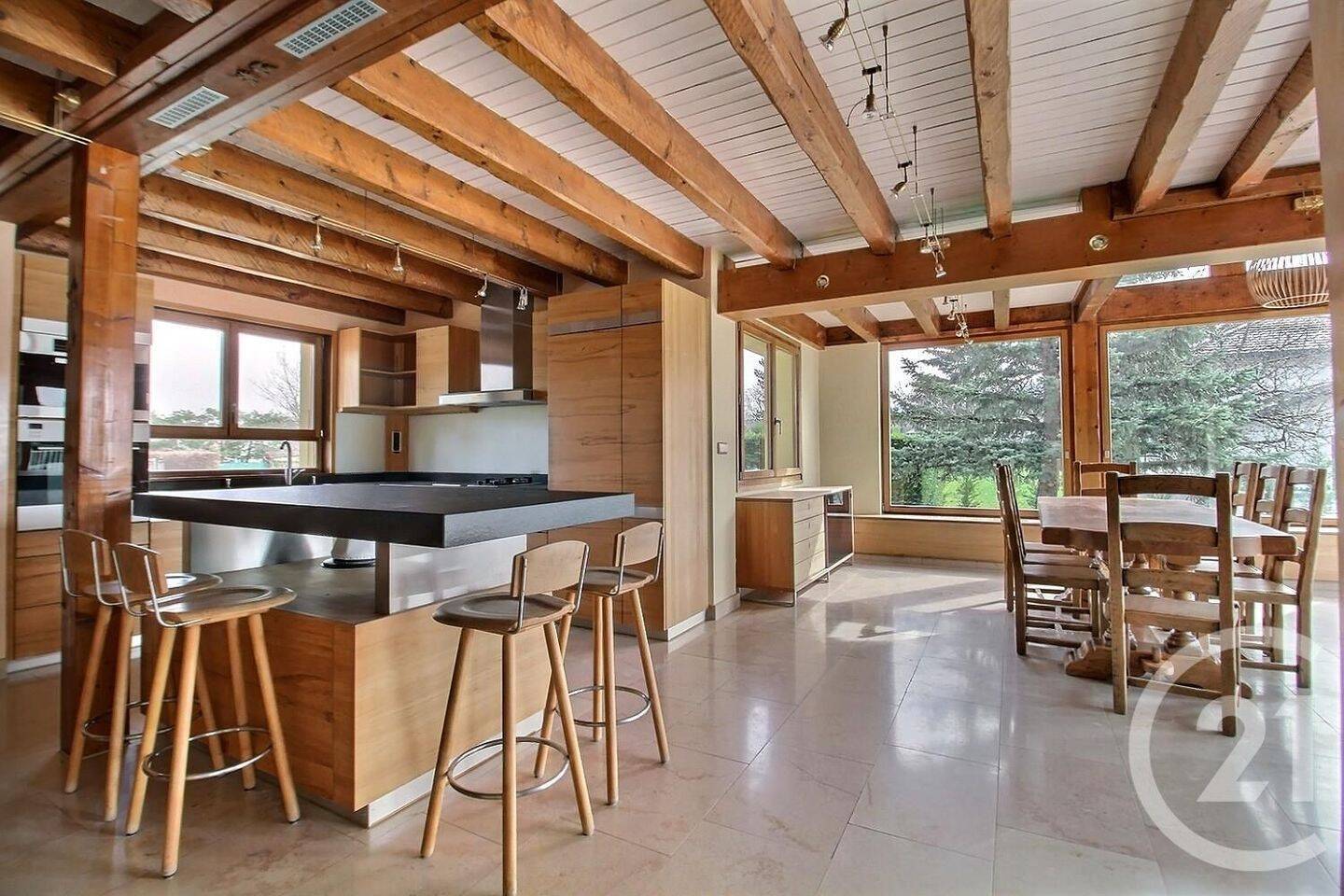 Maison à vendre, 240m², VEIGY FONCENEX