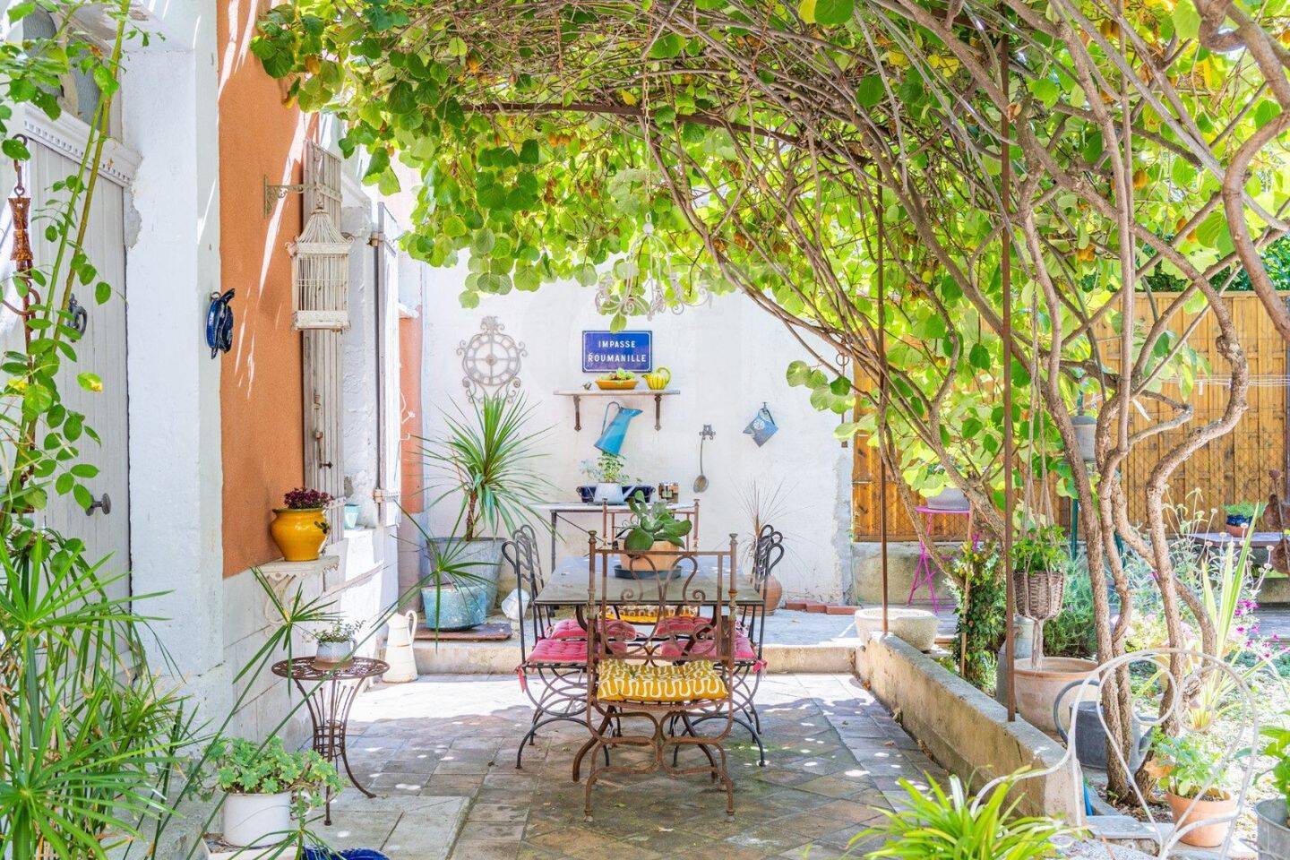 Maison à vendre, 215m², SAINTE CECILE LES VIGNES