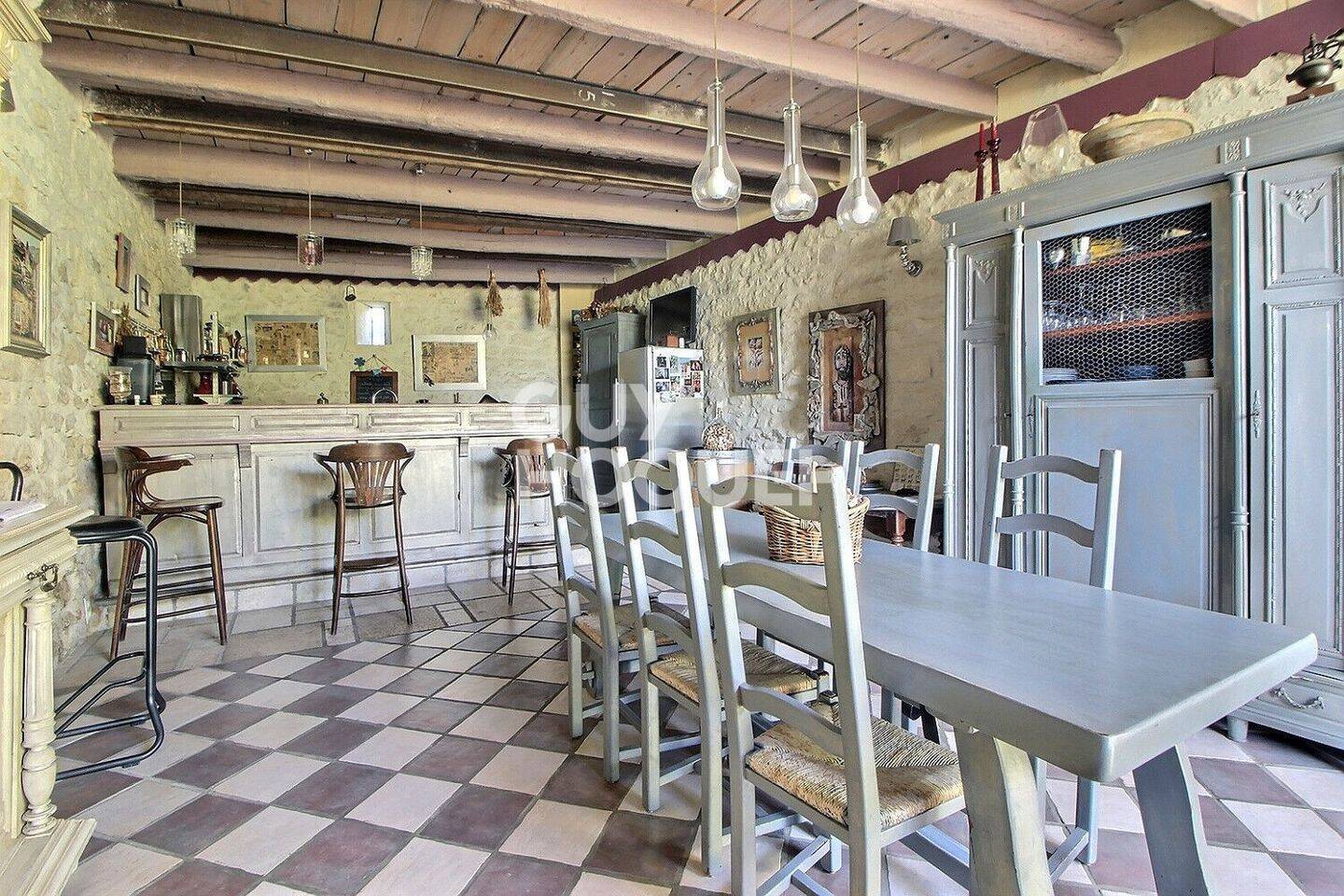 Maison à vendre, 209m², TARASCON