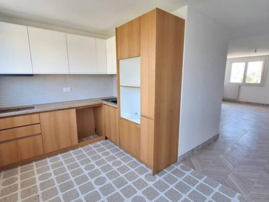 Appartement à vendre 189 000 € 3 pièces 2 chambres 67,5 m² Étage 8/8 Marseille 11ème arrondissement 13011